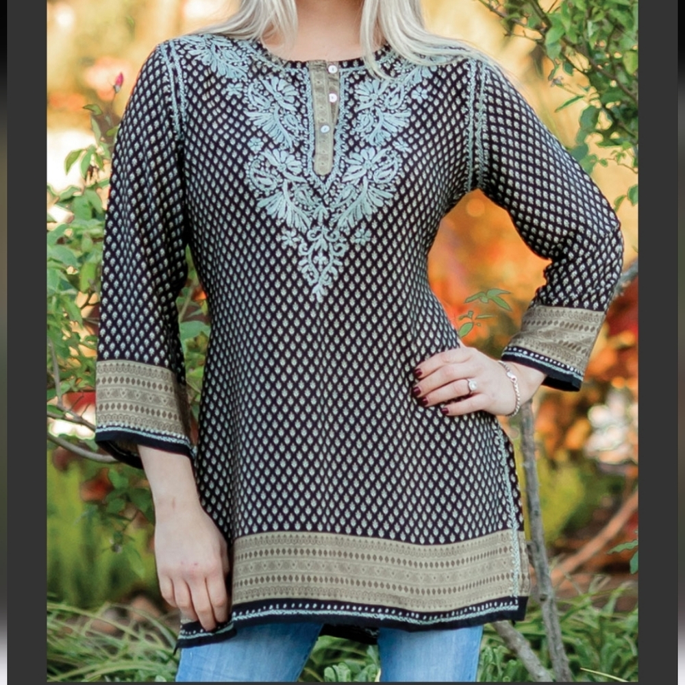 Sevya Handmade Silk‎ Tunic Top Medium Black/Green Embroidered Boho Lightweight